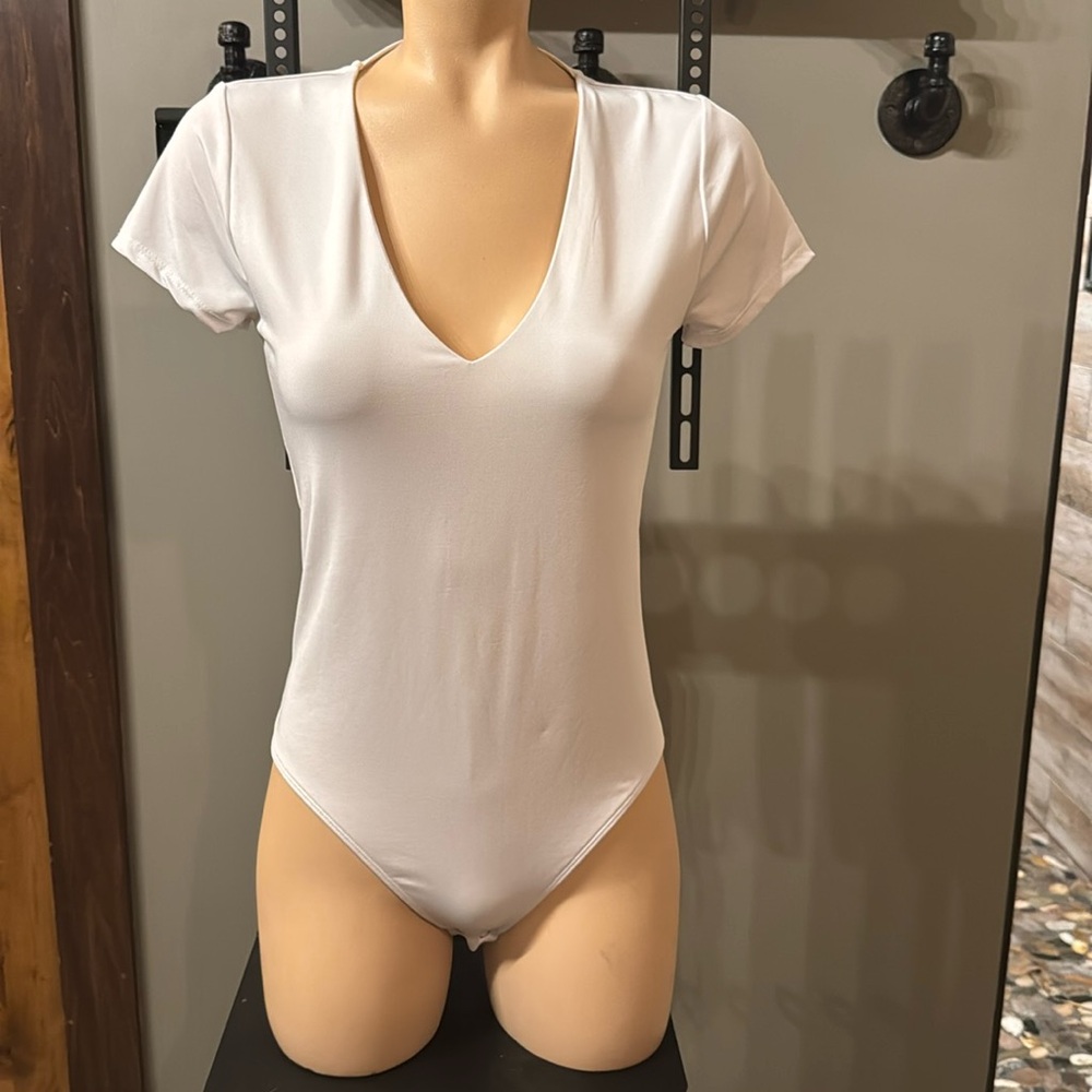 Express white body suit
